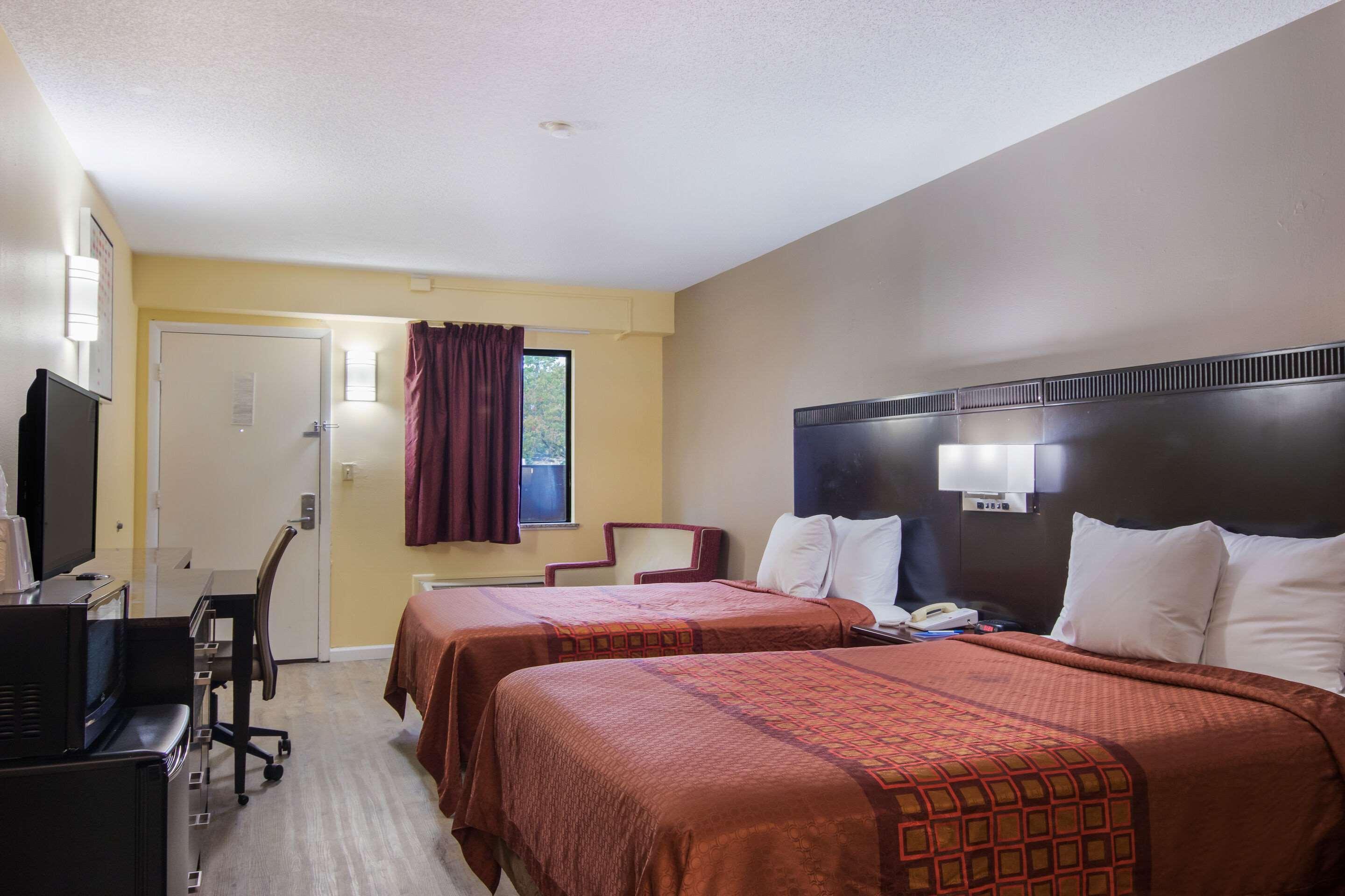 Rodeway Inn & Suites Monroeville-Pittsburgh Εξωτερικό φωτογραφία